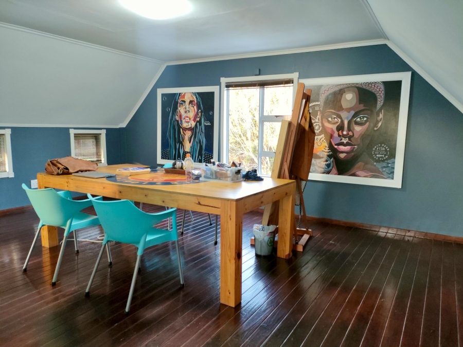 4 Bedroom Property for Sale in The Coves North West